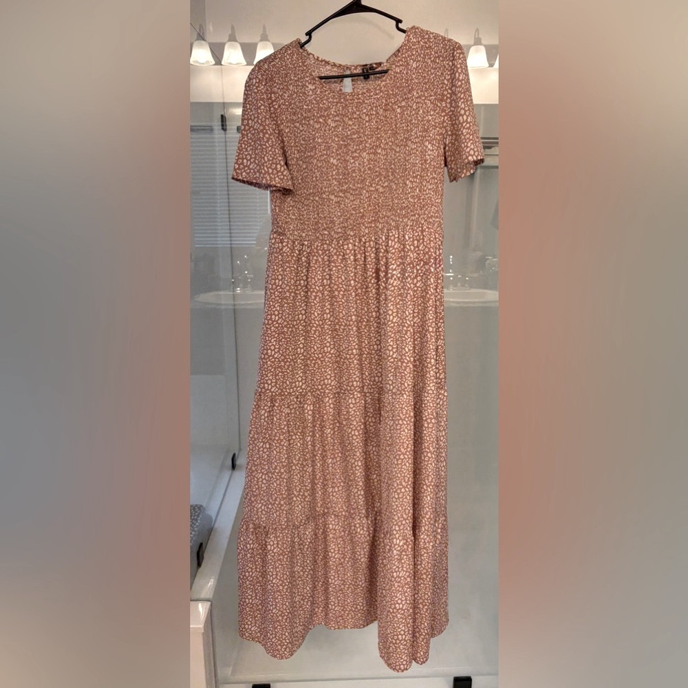 Women's Maxi Dress - light pink & white